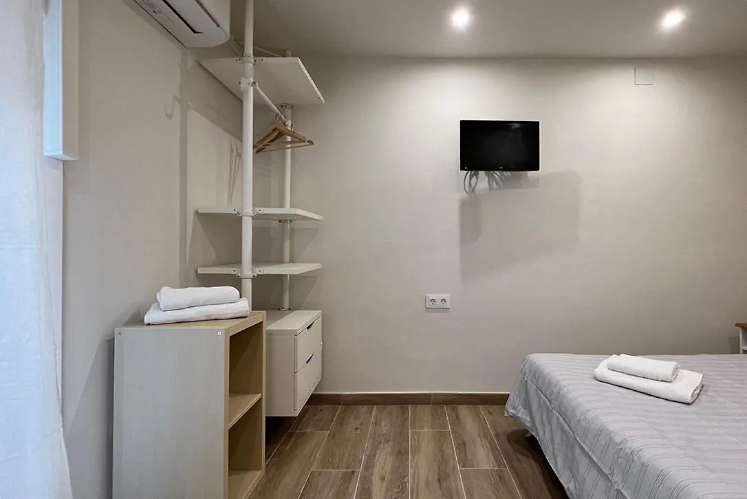 Hostal Oliveta Barcelona 2*,
