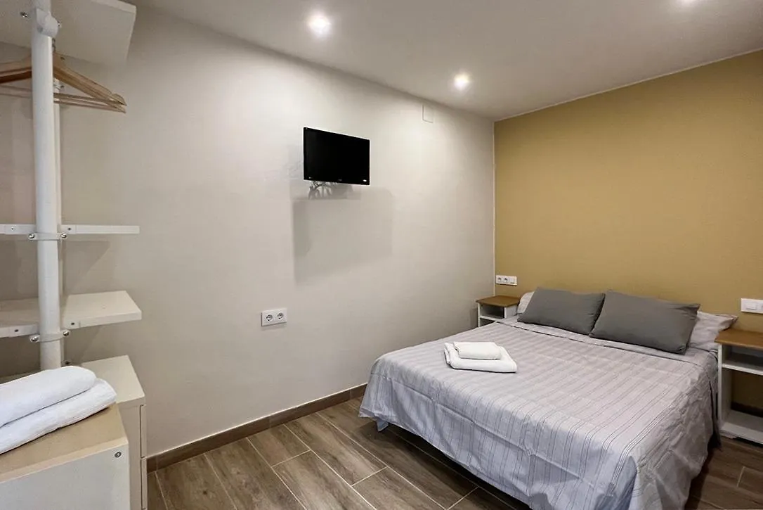 Hostal Oliveta Barcelona 2*,  Spain