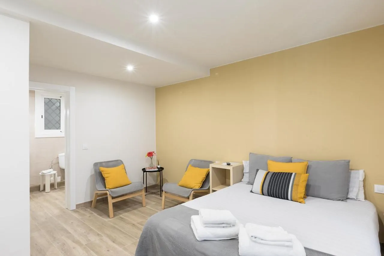 Hostal Oliveta Barcelona 2*,