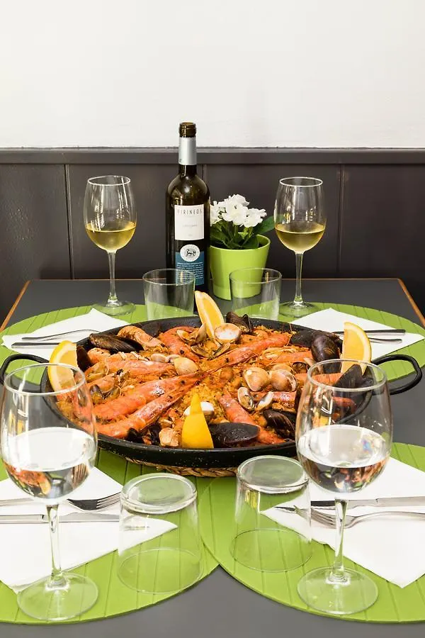 Hostal Oliveta Barcelona 2*,