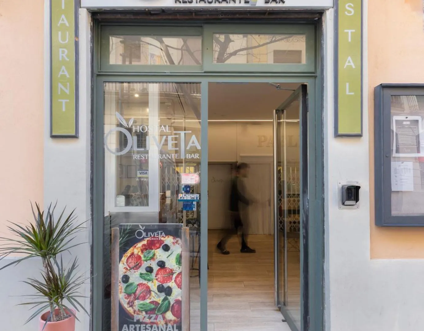 Hostal Oliveta Barcellona 2*,